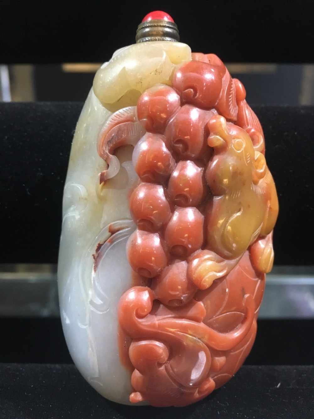 chinese carved cornelian snuff bottle mid c20th